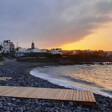 Al Lado Del Mar - Terraza Y Azotea - Barbacoa - 3 Y 2 Banos - Wifi شقة Caleta de Interián